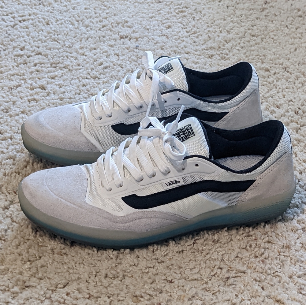 Ave Pro Vans - 10